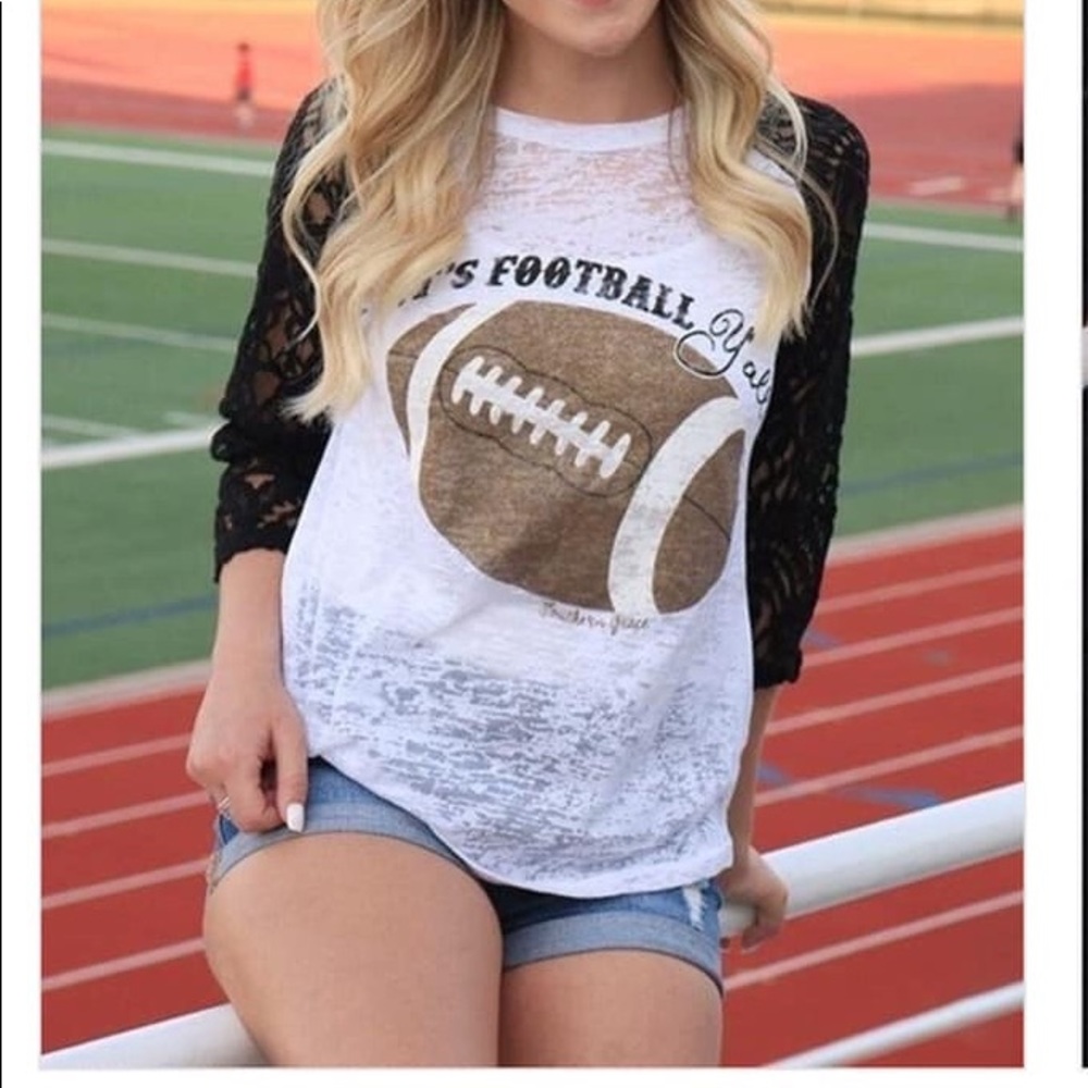 Football 🏈 Raglan tee